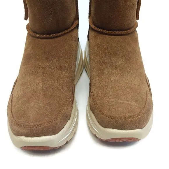 UGG CA805 Classic Weather Casual Waterproof Boots 1112369 Chestnut Mens Size 4