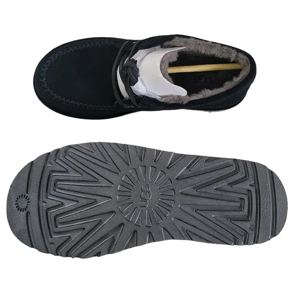UGG Campout Comfy Black Suede Lace-Up Low-top Chukka Boots Men's 6 | Women's 8