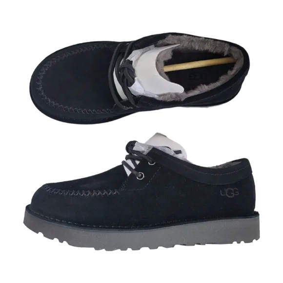 UGG Campout Comfy Black Suede Lace-Up Low-top Chukka Boots Men's 6 | Women's 8