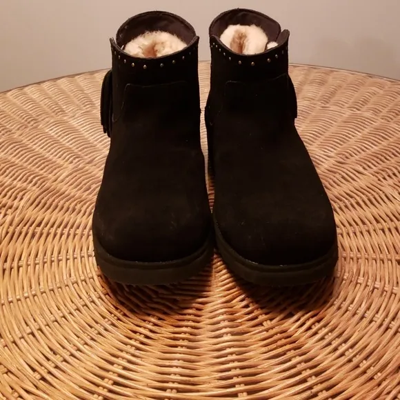 UGG Cindy Ankle Boots 6