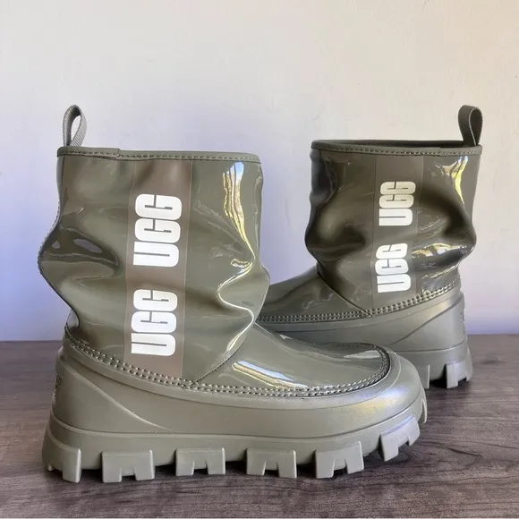 Ugg Classic Brella Mini Women's Water Repellant Boot Size 8 SKU#243048