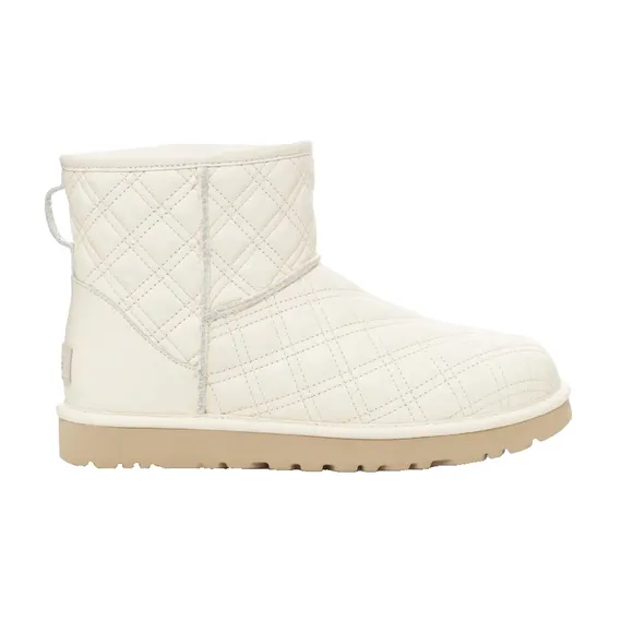 UGG Classic Mini II Quilted boots white size 9
