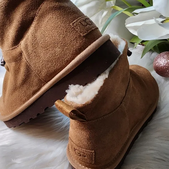 UGG CLASSIC MINI TOGGLER CHESTNUT SUEDE ANKLE WOMEN'S BOOTS new