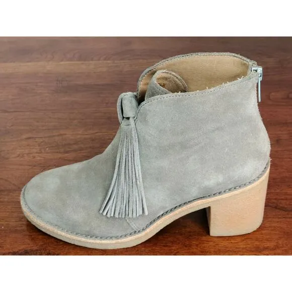 UGG Corin Slip On Suede Block Heel Ankle Boots Bootie Women's Size 6 1018642