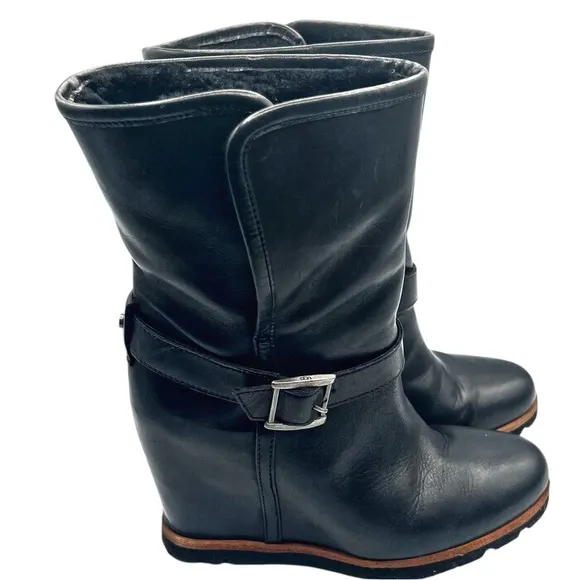 Ugg Ellecia Leather Wedge Boot Size 6