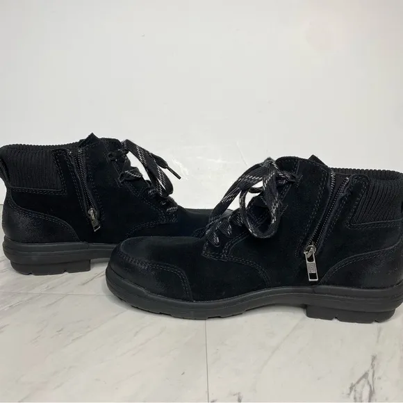 UGG Hapsburg Black Lace Up Ankle Boot 9