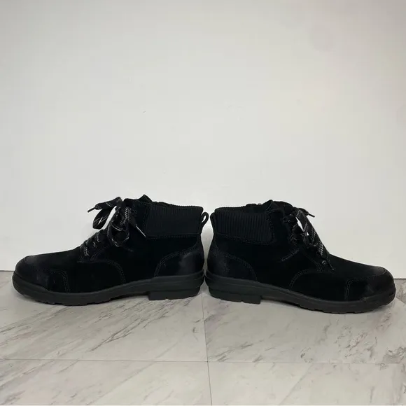 UGG Hapsburg Black Lace Up Ankle Boot 9