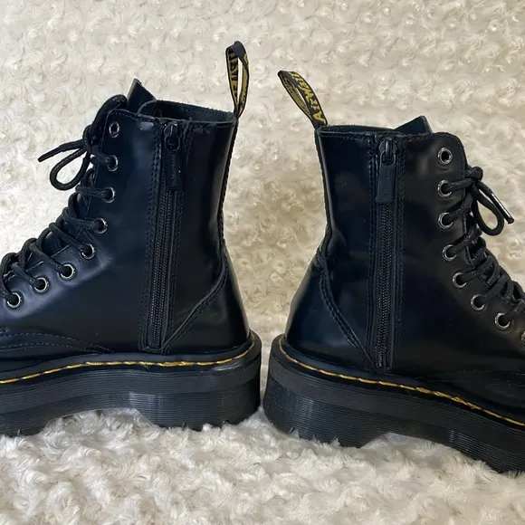 UGG Jadon boots