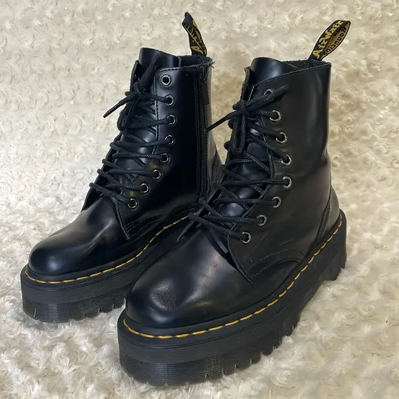 UGG Jadon boots