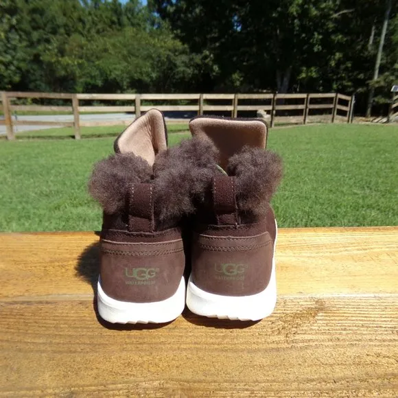 UGG KIDS 1018455K BROWN SUEDE LACE UP OBIE WATERPROOF SHOES BIG KIDS SIZE 6