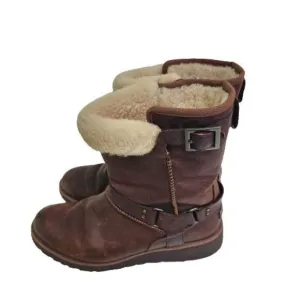 UGG Maddox Brown Leather Shearling Water Resistant Boots 1009279 Size 9