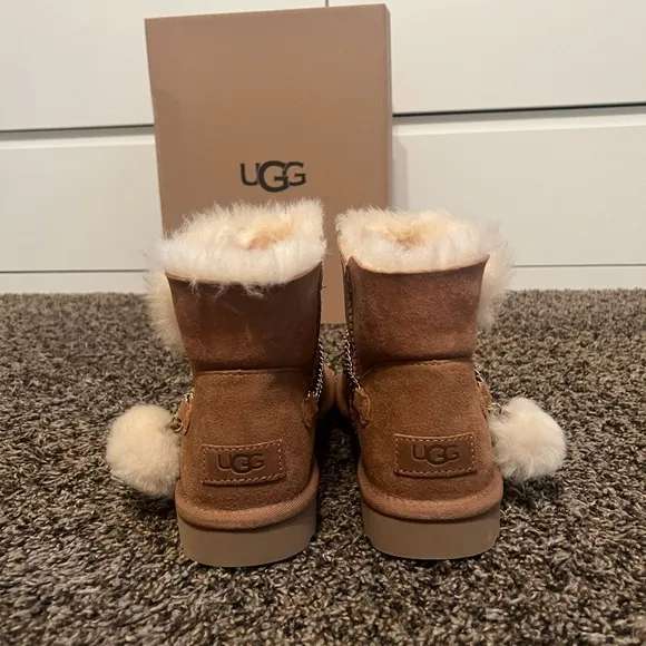UGG mini charm boot