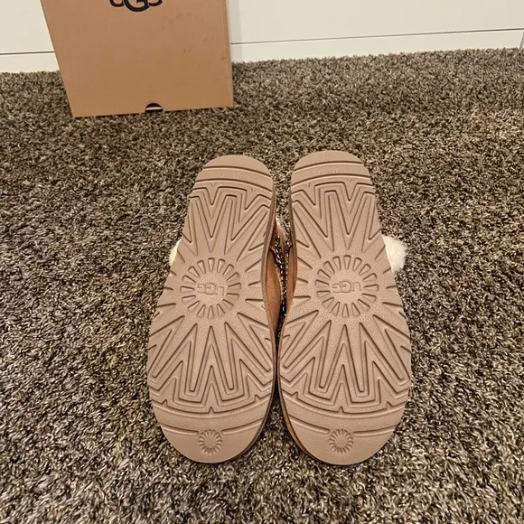 UGG mini charm boot