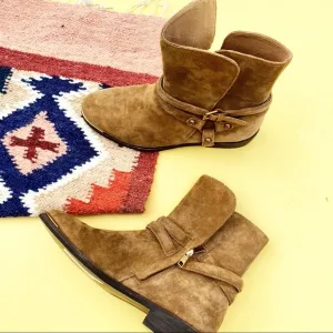 UGG New suede booties NWT 7.5 buckle ankle boot kelby brown zip