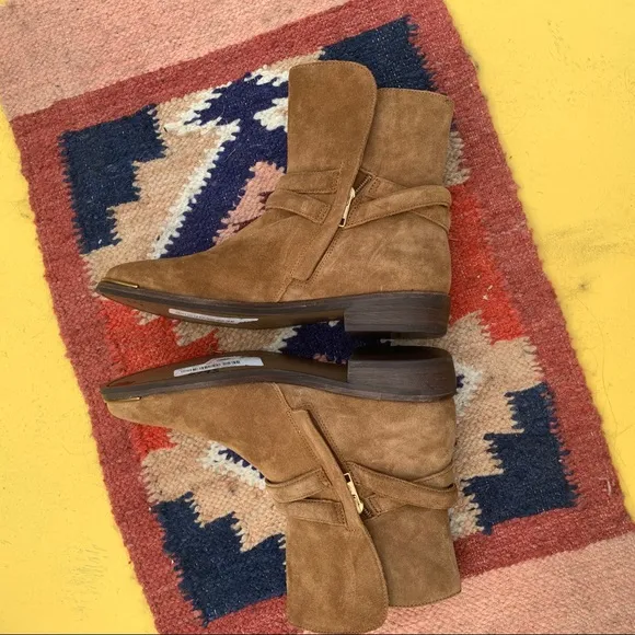 UGG New suede booties NWT 7.5 buckle ankle boot kelby brown zip