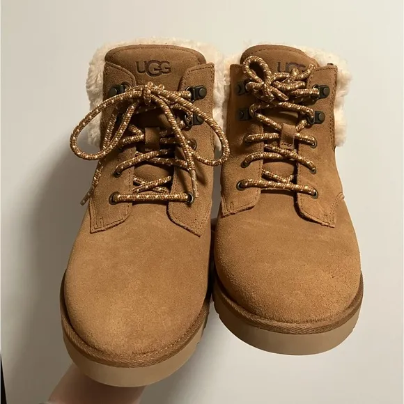 UGG Romely Heritage Lace Boots
