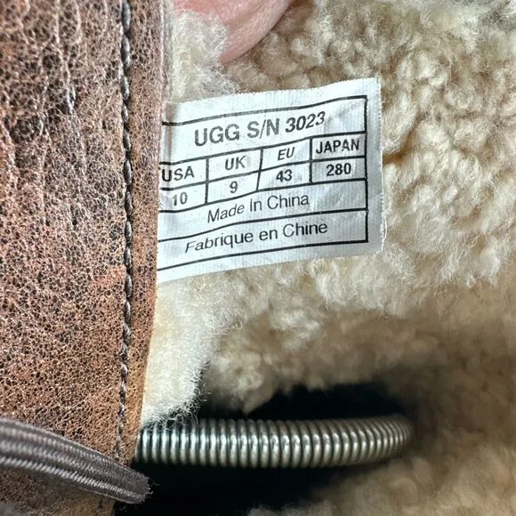 UGG Sahale Men's 10 Brown Leather Vibram Sherpa Combat Boot Lace Waterproof Rare