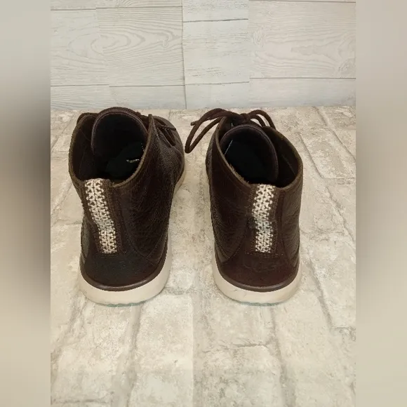 UGG sn 1013234 Men's‎ Size 13 Waterproof Leather Freamon Chukka Ankle Boots