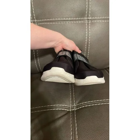 ugg sneakers women 10