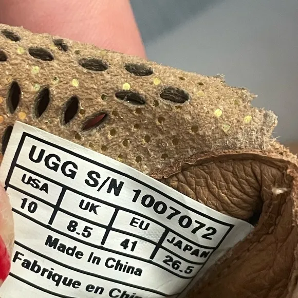 UGG THAMES SEAWEED PERF ANKLE BOOT SUNTAN