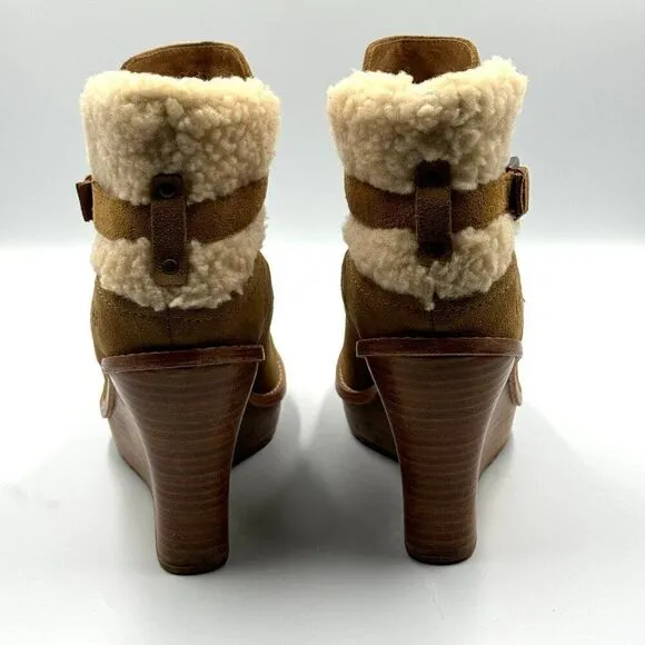 Ugg Women's Anais Ankle Boots