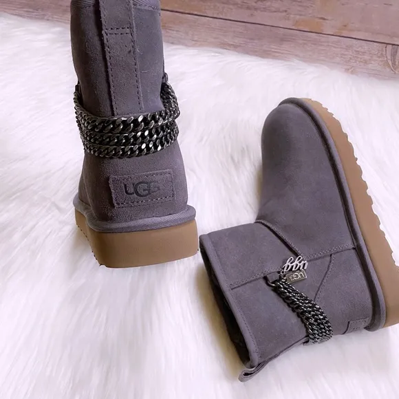 UGG Women’s Classic Mini Chains Shade Suede Boots