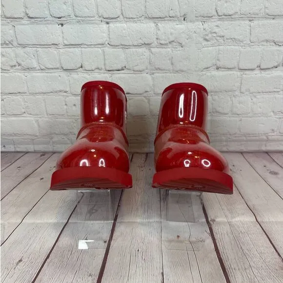 Ugg Classic Samba Red Mini Clear Waterproof Boots Women’s Size 6 (S/N 1112386K)