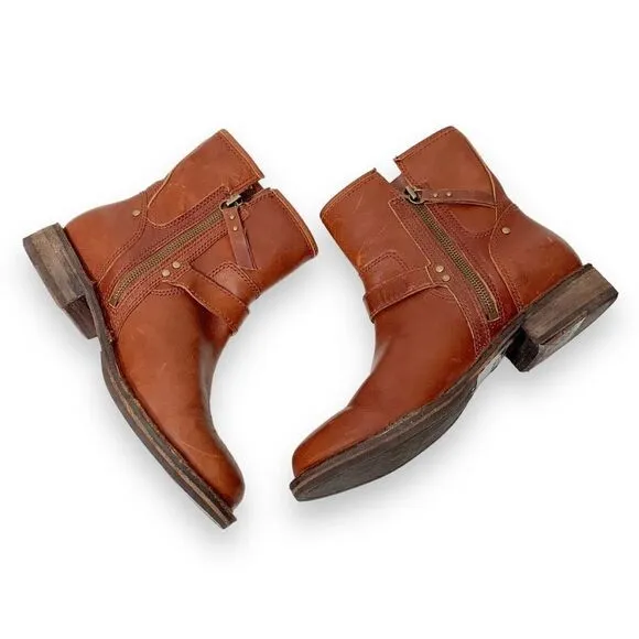 UGG Women's Fabrizia Short Moto Motorcycle Boot Size 7 Brown Leather Buckles Zip