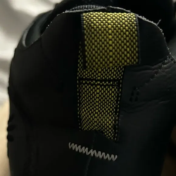 Under Armour Curry 3Z5 Basketball Shoes Black / White /Yellow 3023087 004 Sz 12