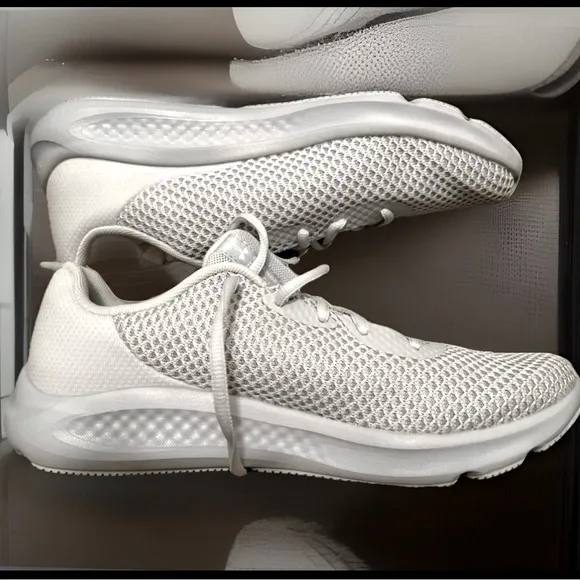Under Armour UA Deluxe Sockliner Mold Charged Pursuit 4 Runner Who Need Flexible