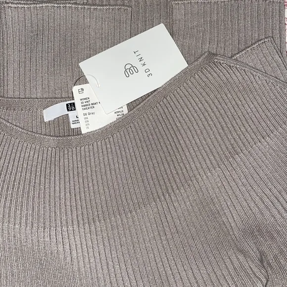 Uniqlo 3D Knit Ribbed Boat Neck Sweater