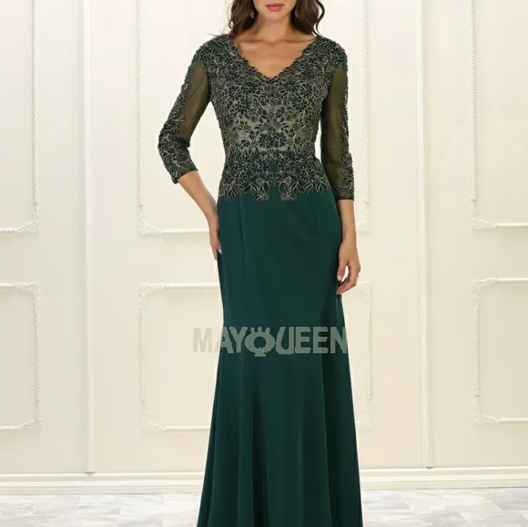 V neck lace bodice with sleeves, plus size available,black,gold,navy,rose