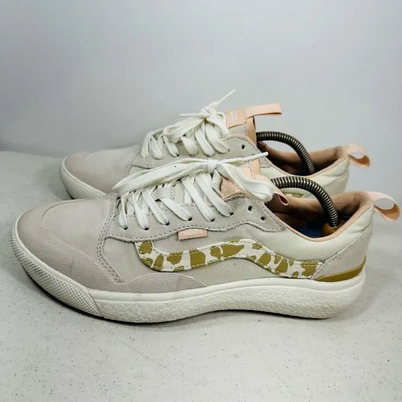 Van’s MTE ULTRARANGE EXO Trainers / Running / Hiking Shoes khaki  W8,5 M10