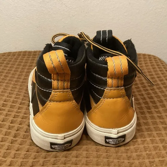 Vans Sneaker MTE 2 Sk8-Hi Men 6.5 Wmns 8 Black Yellow All Weather Hiking Boots