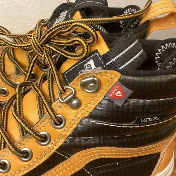 Vans Sneaker MTE 2 Sk8-Hi Men 6.5 Wmns 8 Black Yellow All Weather Hiking Boots