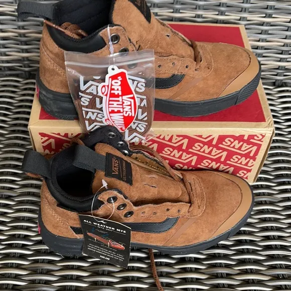 Vans Ultrarange Hi Di MTE Dachshund/Black WMNS