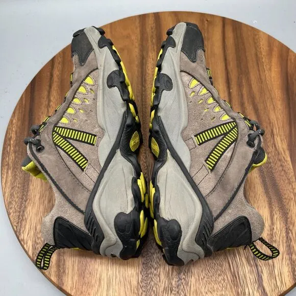 VASQUE Breeze XCR Shoes Womens Size 8 M Brown Leather Hiking Trail Running 7355