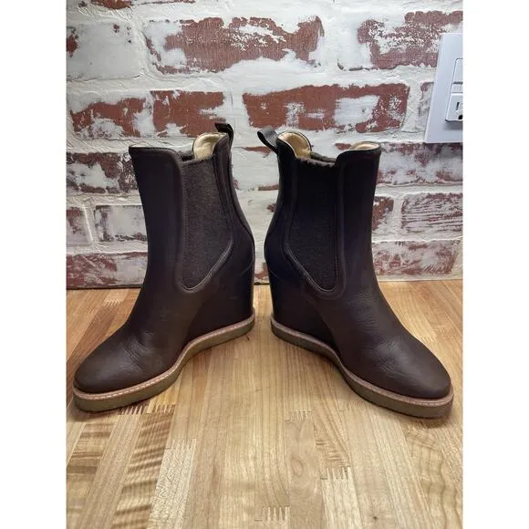 Veronica Beard Aari2 Boots Size 6 Brown Water-Repellent Wedge Booties Gum Sole
