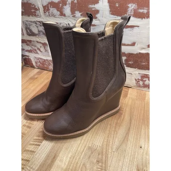 Veronica Beard Aari2 Boots Size 6 Brown Water-Repellent Wedge Booties Gum Sole