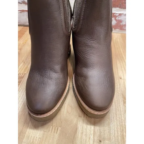 Veronica Beard Aari2 Boots Size 6 Brown Water-Repellent Wedge Booties Gum Sole