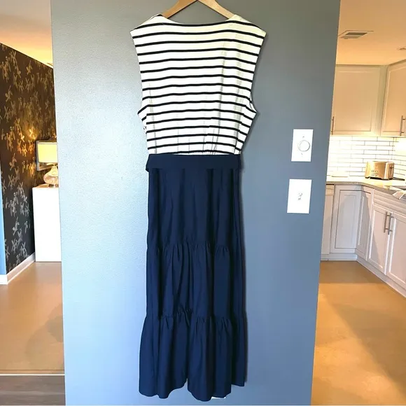 Veronica Beard Jean Pazila Tiered Midi Dress In Navy Blue And White Size L  NWT