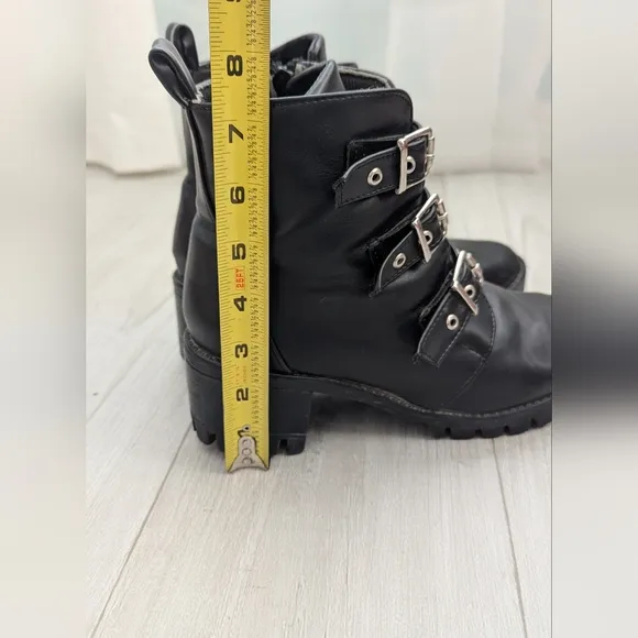 Vimoda Black high-heeled ankle boots with buckles Zippers Woman's Size 8.5