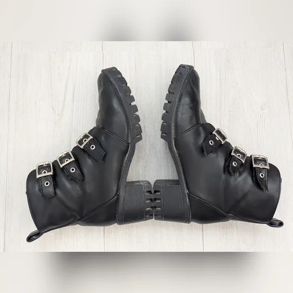 Vimoda Black high-heeled ankle boots with buckles Zippers Woman's Size 8.5