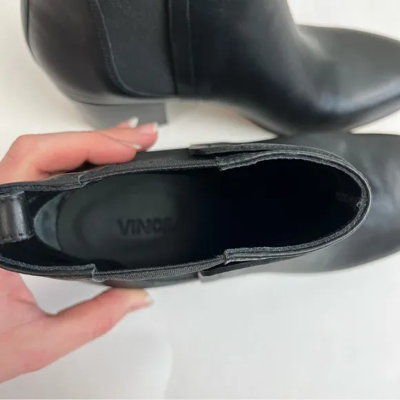 VINCE Boots 8.5 M Black Hallie Leather Ankle Chelsea Bootie Women’s NIB