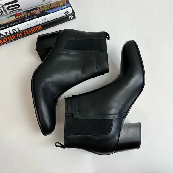 VINCE Boots 8.5 M Black Hallie Leather Ankle Chelsea Bootie Women’s NIB