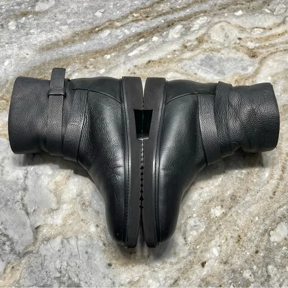Vince Cagney Shearling Motorcycle Black Leather Boots Women’s 7.5