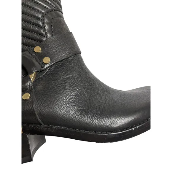 Vince Camuto 6 black leather Waldan boots motorcycle boots gold strap buckle