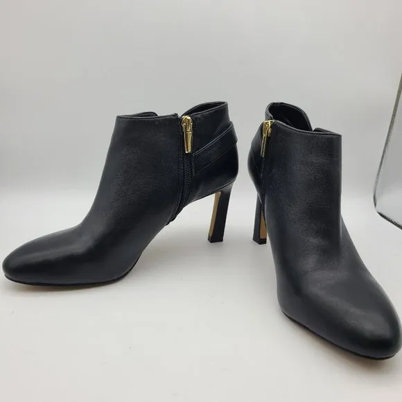 Vince Camuto Bootie Boots Women Lokarie Black Leather Buckle Ankle heel sz 7.5