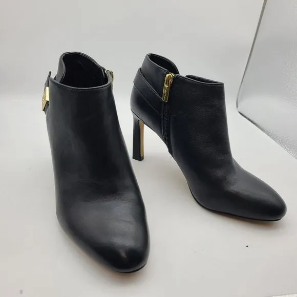 Vince Camuto Bootie Boots Women Lokarie Black Leather Buckle Ankle heel sz 7.5