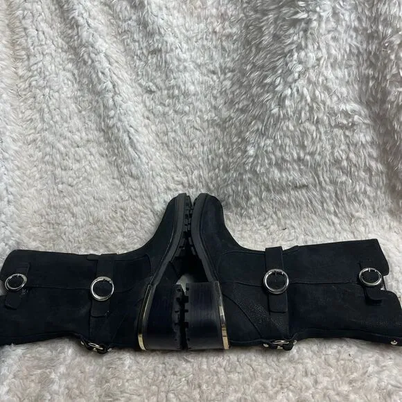 VINCE CAMUTO KERIVINI LEATHER SUEDE BLACK MOTO BOOTS  SIZE 9M GOLD TONE ACCENTS